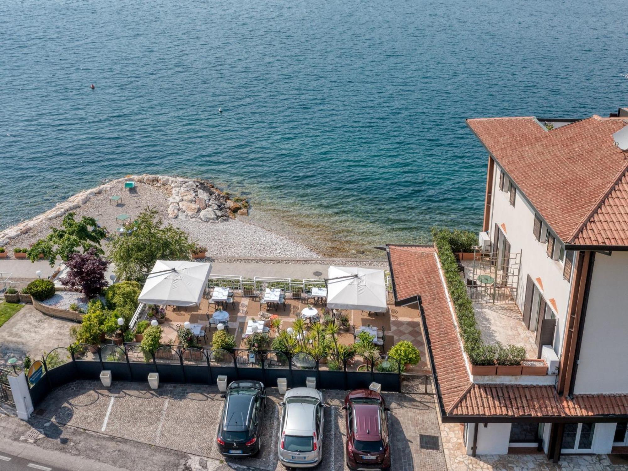 La Caletta Hotel Bolognese Brenzone sul Garda Exterior photo