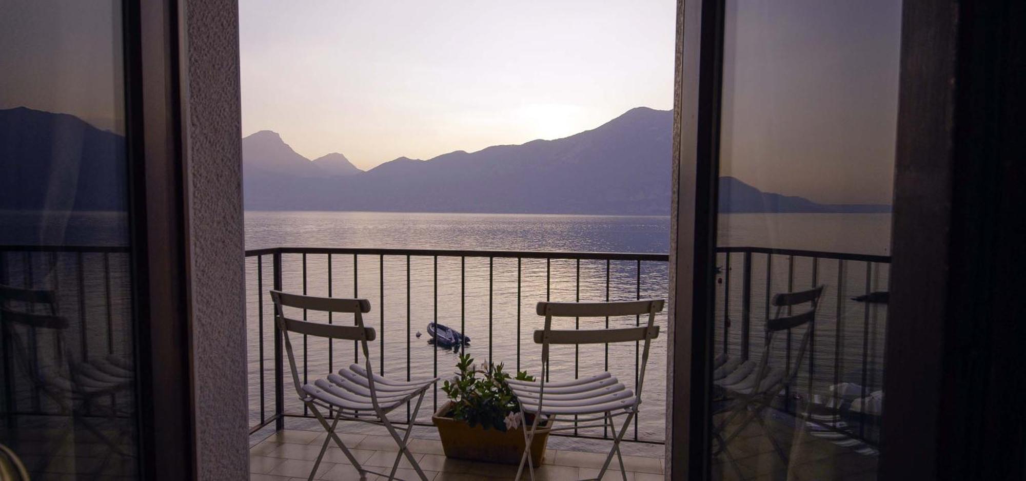 La Caletta Hotel Bolognese Brenzone sul Garda Exterior photo